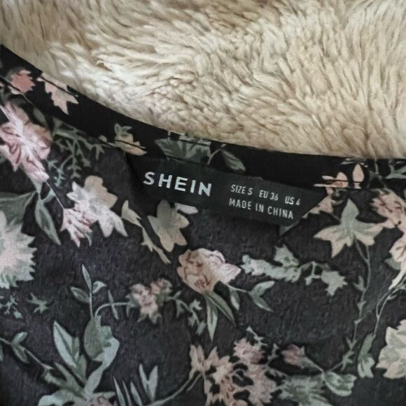 SHEIN Blouse - Picture 4 of 4